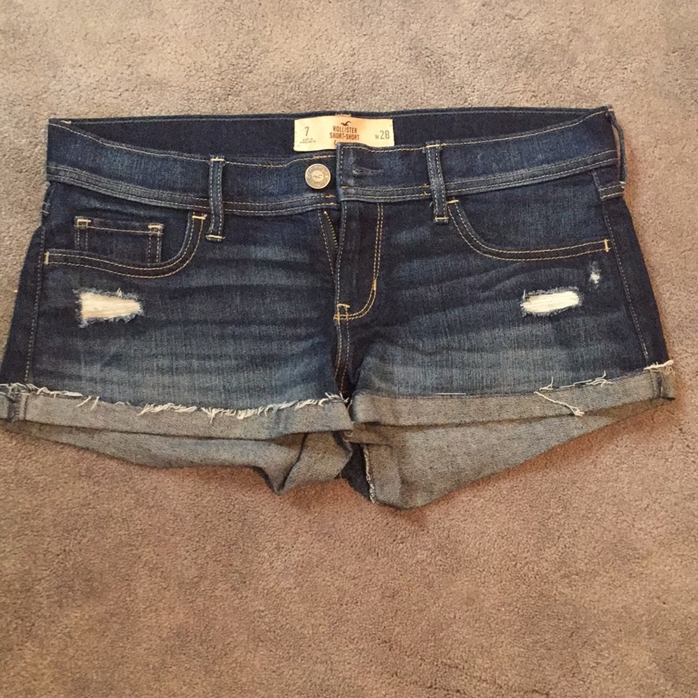 Hollister jean shorts size 7
